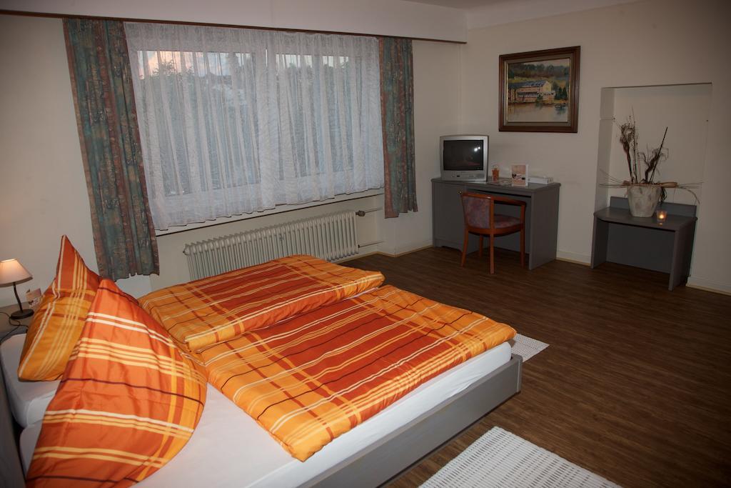 Auberge Du Chateau Stadtbredimus Rum bild